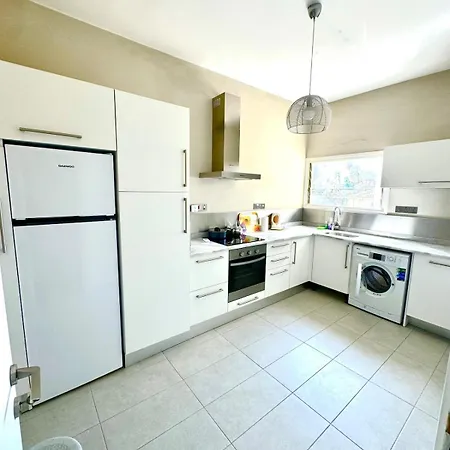 דירה Begonvil 2 Bedroom Flat North Nicosia, Turkish Side ניקוסיה
